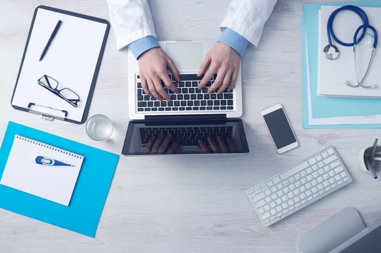 jak założyć podmiot leczniczy